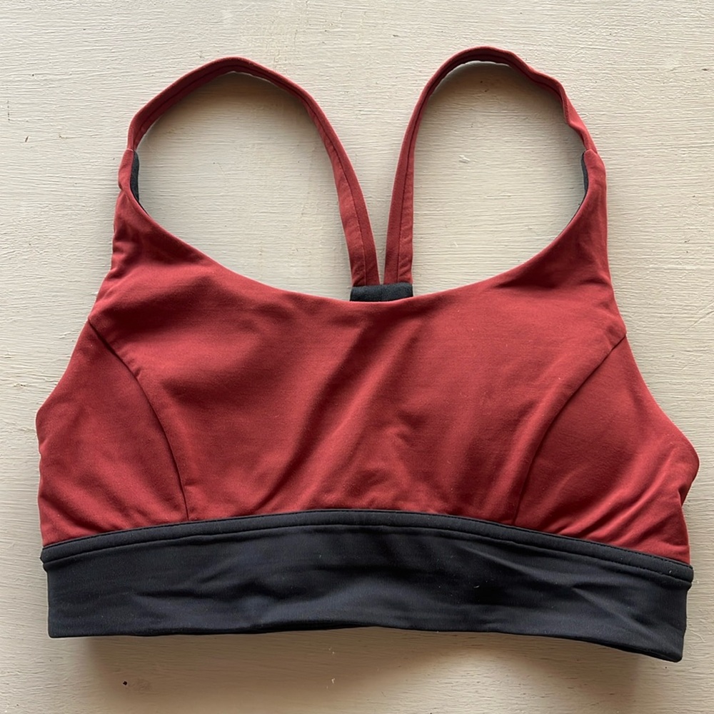 Lululemon sports bra 4
